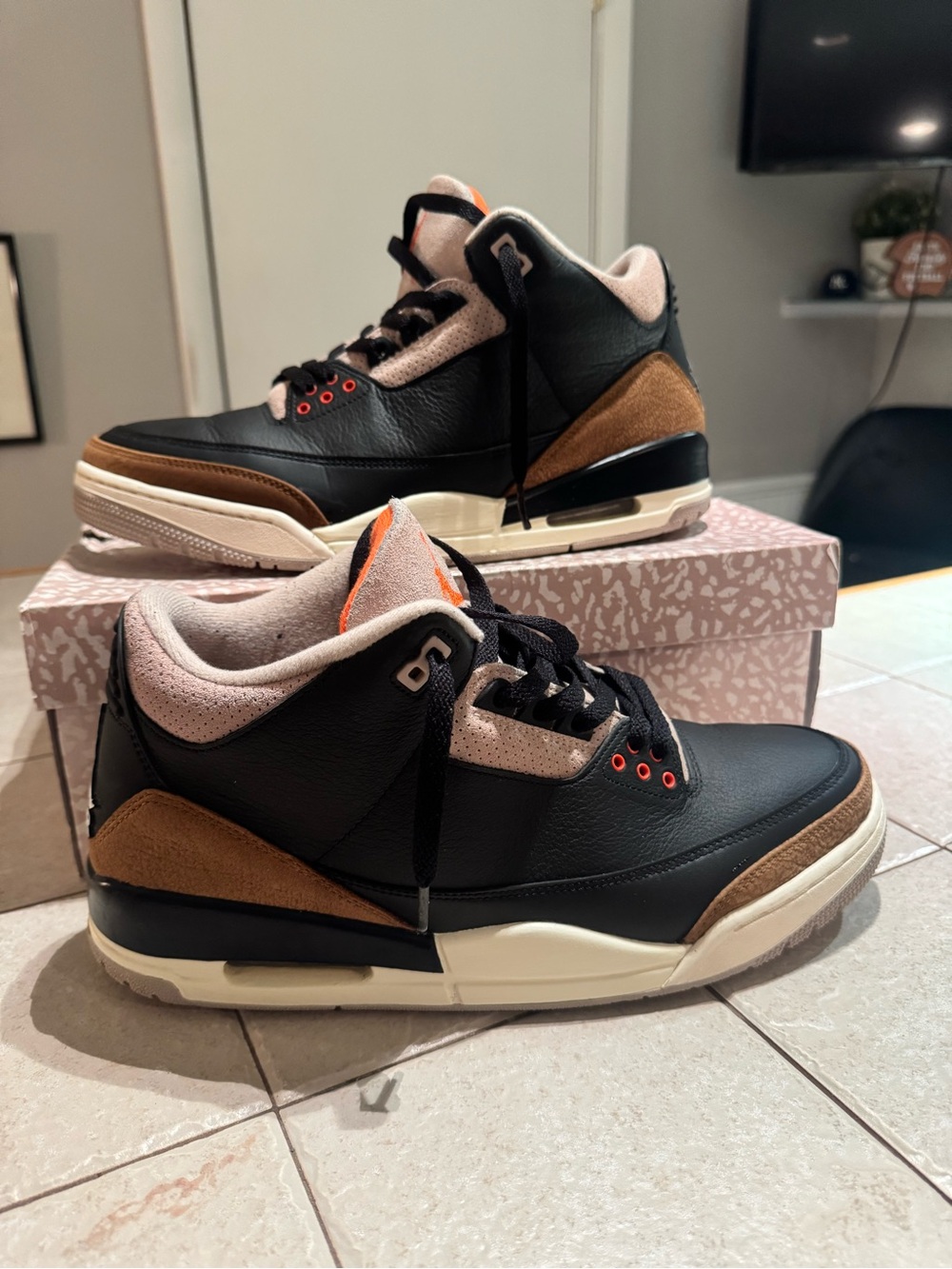 (PREOWNED) Air Jordan 3 Retro Desert Elephant (Men’s Size 12)